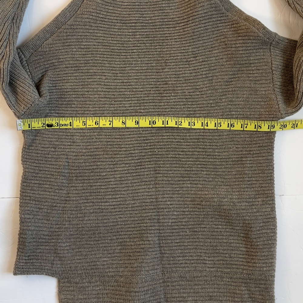 Babaton Taupe Knit Pullover sweater M - Picture 4 of 7